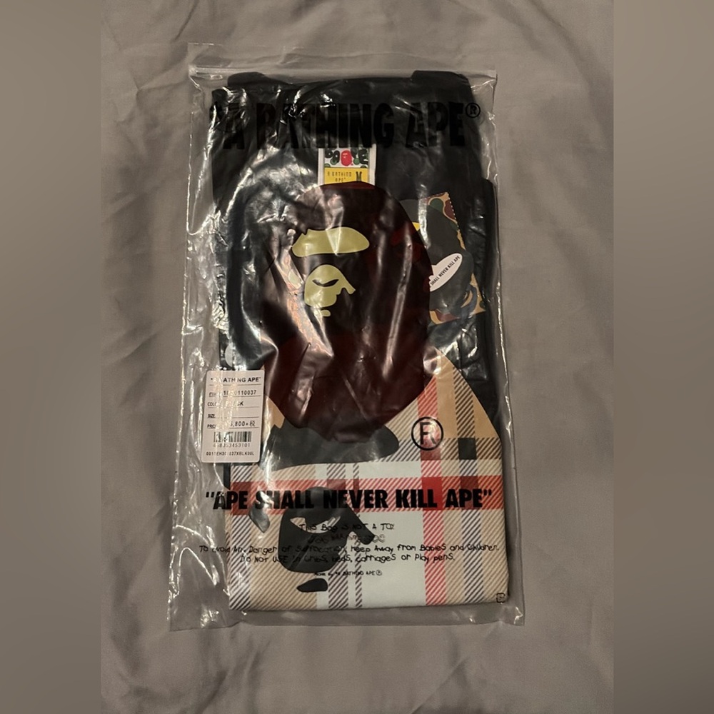 BAPE x Burberry Graphic Ape Head Tee in Black